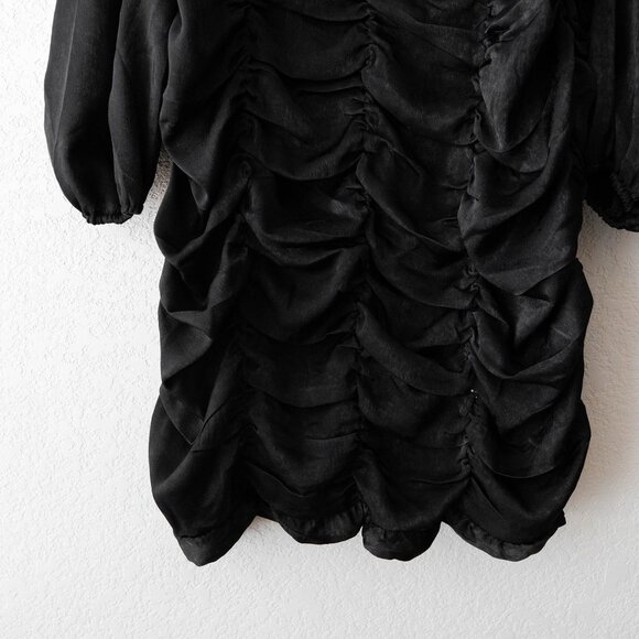 NWT H&M Dress Size Large Black Long Sleeve Gathered Party Cocktail Whimsigoth - Picture 4 of 7